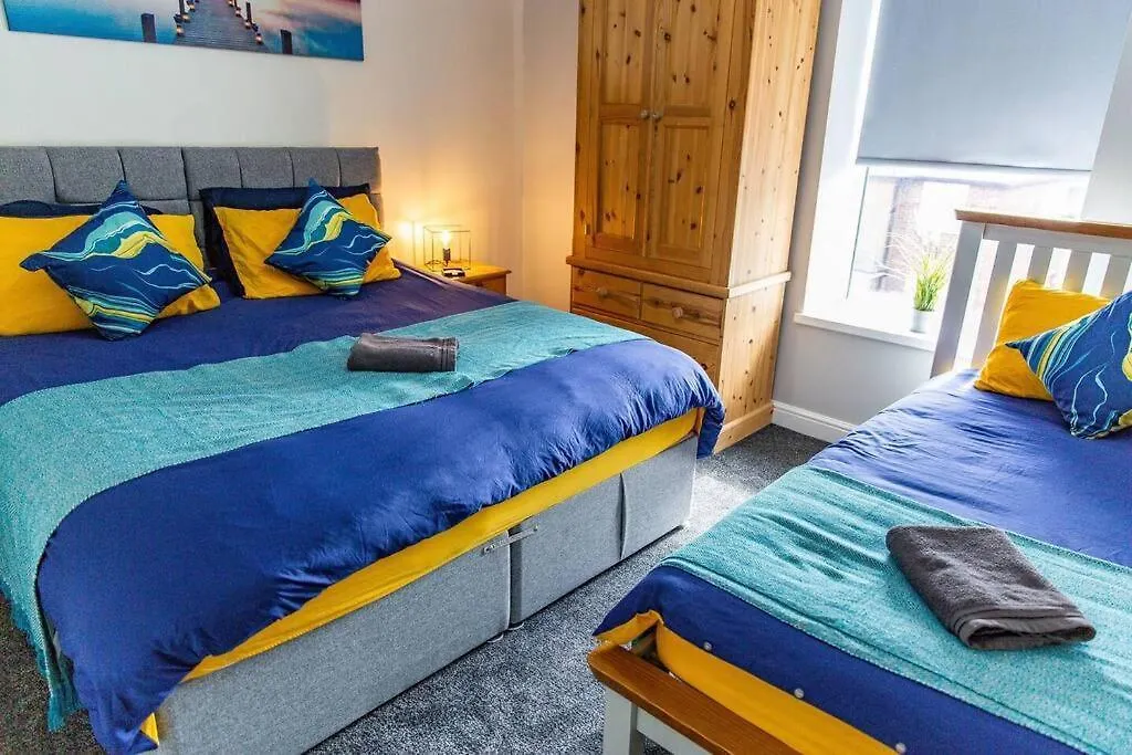Spacious 4 Bed - Near Amenities Walkley 0*,  Wielka Brytania